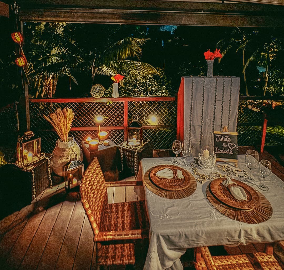 Jantar romântico ao ar livre no Restaurante do Vale, Fernando de Noronha